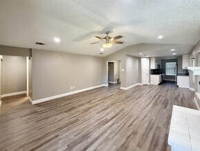 8216 Lesley Ln in Watauga, TX - Building Photo - Building Photo