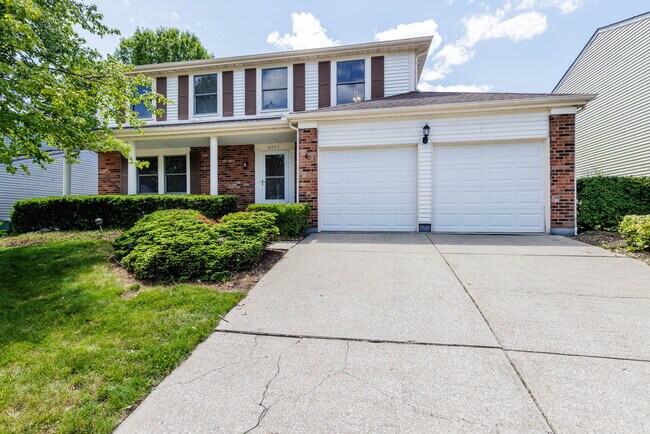 8047 Simfield Rd in Dublin, OH - Building Photo - Building Photo