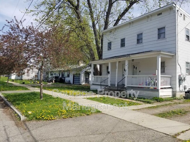 109 Chestnut St in Elmira, NY - Building Photo - Building Photo