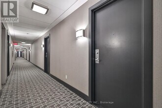 2885 Bayview Ave in Toronto, ON - Building Photo - Building Photo