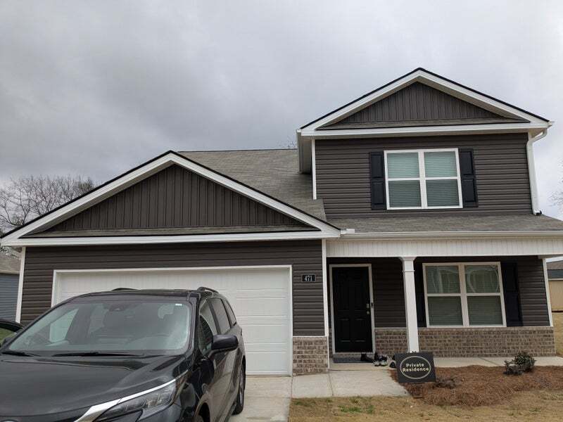 471 Fox Den Cir in Dalton, GA - Foto de edificio