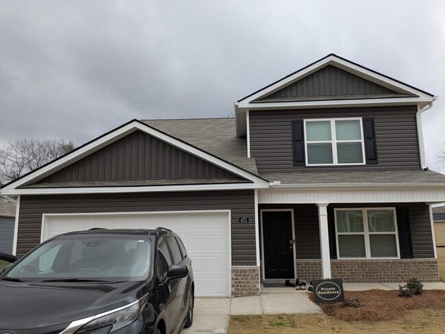 property at 471 Fox Den Cir