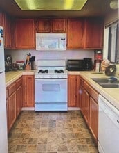 45 Stenner St, Unit K in San Luis Obispo, CA - Foto de edificio - Building Photo