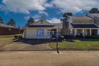 364 Wild Cedar Pl in Brandon, MS - Building Photo - Building Photo