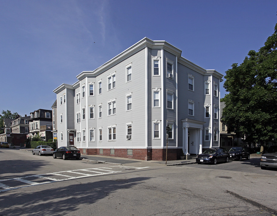 1 Dayton St in Worcester, MA - Foto de edificio