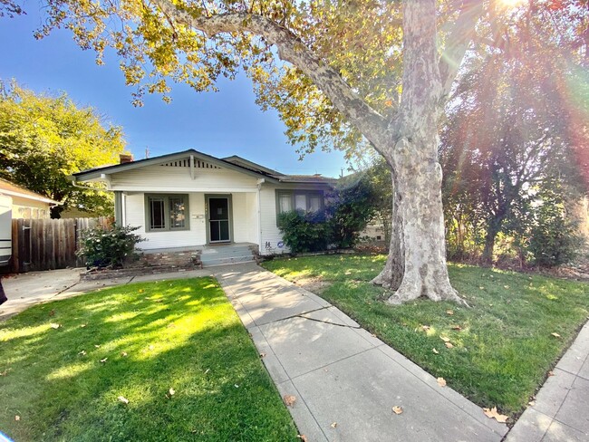 property at 2041 35th St
