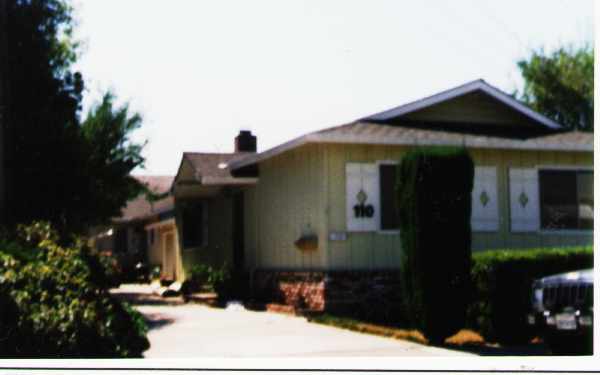 110 Orchard Ave in Redwood City, CA - Building Photo - Building Photo