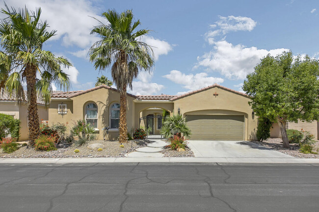 81876 Camino Los Milagros in Indio, CA - Foto de edificio - Building Photo