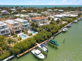 112 Ave D in Marathon, FL - Building Photo