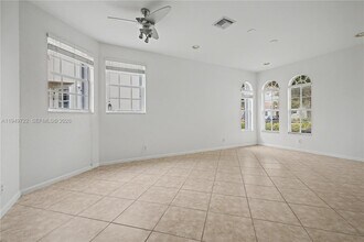 16122 Poppy Seed Cir in Delray Beach, FL - Foto de edificio - Building Photo