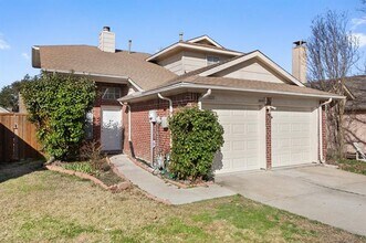2020 Raven Ln in Lewisville, TX - Building Photo - Building Photo
