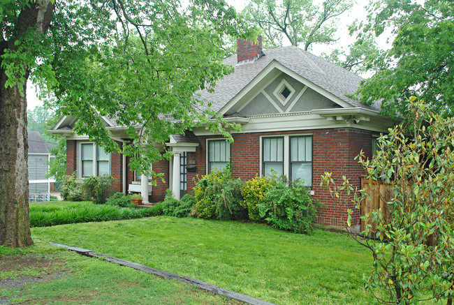 3116 West End Cir in Nashville, TN - Building Photo - Building Photo