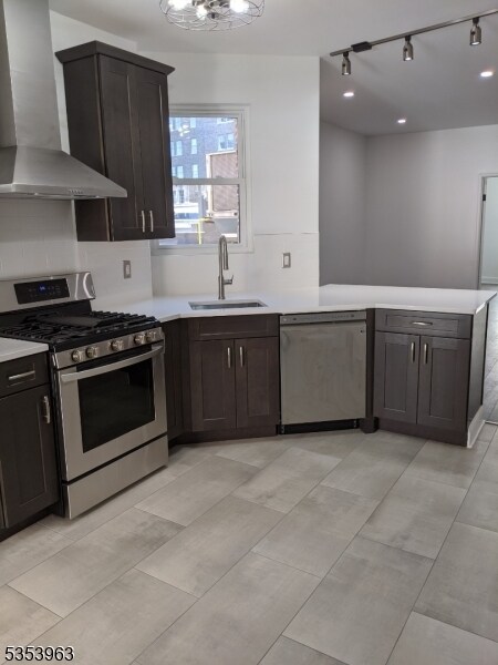 5 Warren St in Newark, NJ - Building Photo