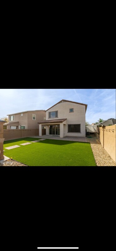 property at 1105 S 201st Dr