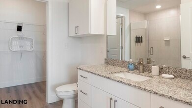 10670 Jake Jabs Blvd, Unit 1309 in Longmont, CO - Foto de edificio - Building Photo