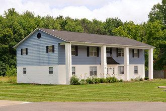 Colonial Terrace Apartments in Amelia, OH - Building Photo - Building Photo