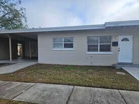 1776 Yale St S in St. Petersburg, FL - Building Photo
