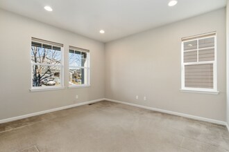 4272 Lyric Falls Dr in Loveland, CO - Building Photo - Building Photo