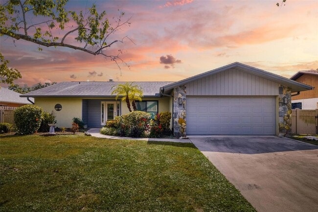 property at 4814 Country Oaks Blvd