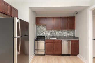 448 W Wellington Ave in Chicago, IL - Building Photo - Building Photo