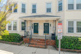 49-51 Temple St in Somerville, MA - Foto de edificio - Building Photo