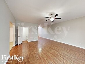 15535 Lakepoint Forest Dr in Charlotte, NC - Building Photo - Building Photo