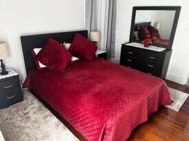 214 Oak St, Unit 3 in Waterbury, CT - Building Photo