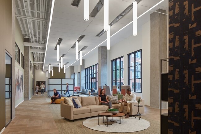 Broadview at Vanderbilt in Nashville, TN - Foto de edificio - Building Photo