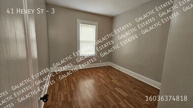 41 Hevey St in Manchester, NH - Building Photo - Building Photo