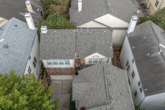 1315 Anita St in Houston, TX - Building Photo - Building Photo