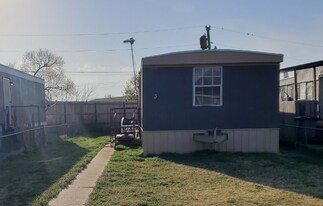 2504 SW Jefferson Ave in Lawton, OK - Building Photo