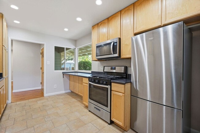 property at 1835 Sandalwood Dr