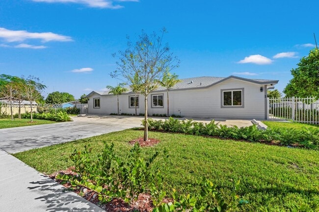 property at 233 NW 3rd Ave