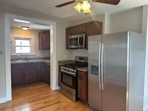 1 Veteran Rd in Woburn, MA - Building Photo - Building Photo