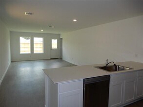 21342 Offida Ln in New Caney, TX - Building Photo - Building Photo