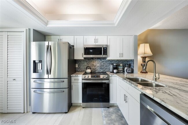 property at 15177 Parkside Dr