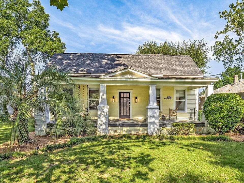 306 N Salem Ave in Sumter, SC - Building Photo