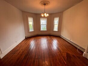 403 E 7th St in Boston, MA - Building Photo - Building Photo