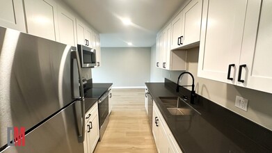 Aeon Heidi Street in La Mesa, CA - Building Photo - Interior Photo