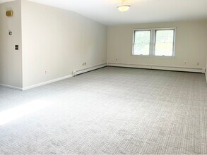 605 Piermont Ave, Unit B in River Vale, NJ - Building Photo - Building Photo