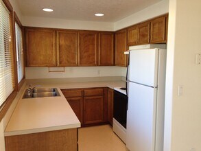 4212-4214 47th Ave NE in Salem, OR - Building Photo - Building Photo