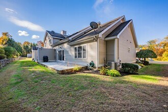 101 Church Rd in Southbury, CT - Building Photo - Building Photo