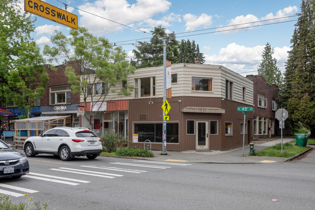 45th & Burke in Seattle, WA - Building Photo