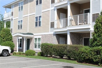 200 Roger Williams Ave in East Providence, RI - Building Photo - Building Photo