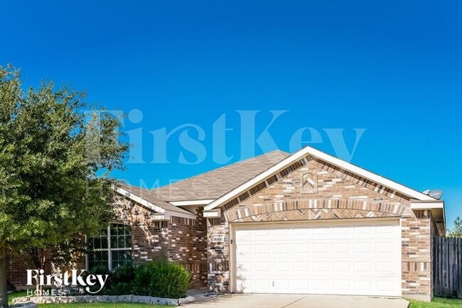 2016 Cattle Creek Rd in Fort Worth, TX - Building Photo - Building Photo