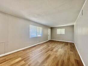 1110 Advance St in San Marcos, TX - Building Photo - Building Photo