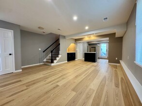 91 Bolton St, Unit 1 in Boston, MA - Building Photo - Building Photo