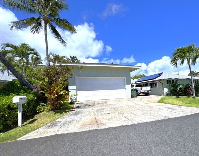 property at 452 Dune Cir