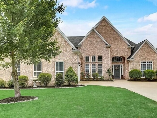 property at 1071 Nealcrest Cir