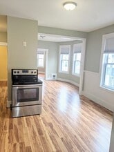 48 Leach St in Salem, MA - Building Photo - Building Photo